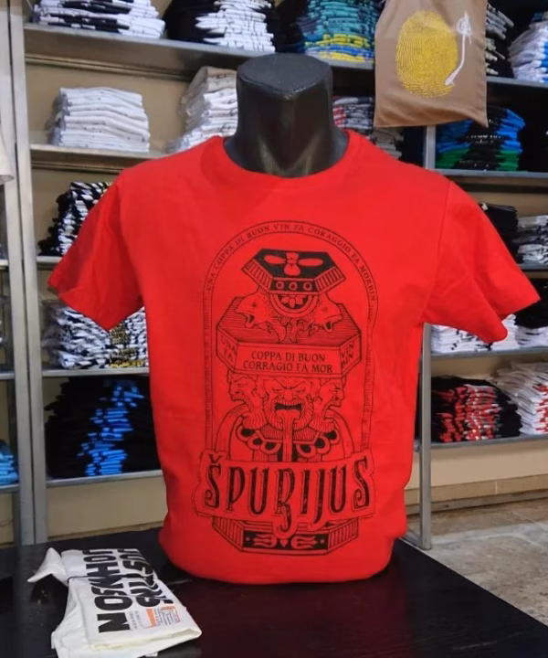 Špurijus Crvena