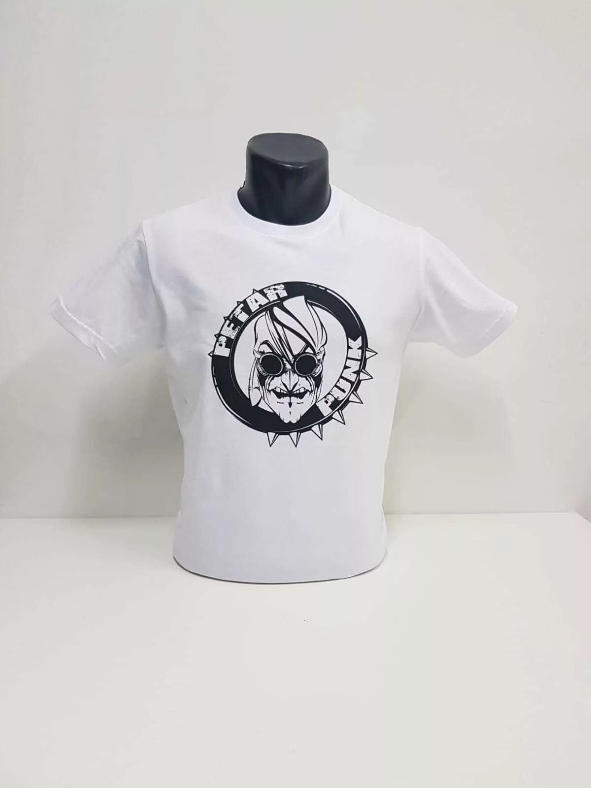 Petar Punk white