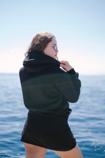 Bura - Oversized Crna Hoodie - Slika 5