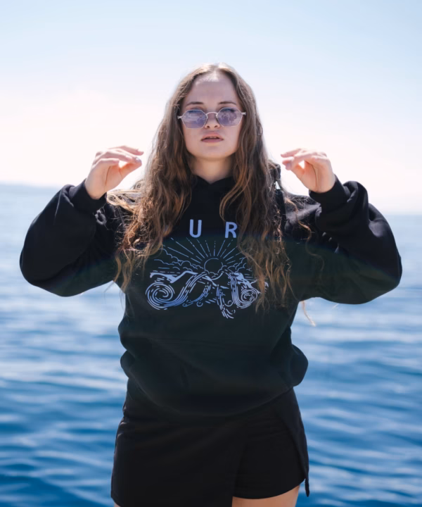 Bura - Oversized Crna Hoodie