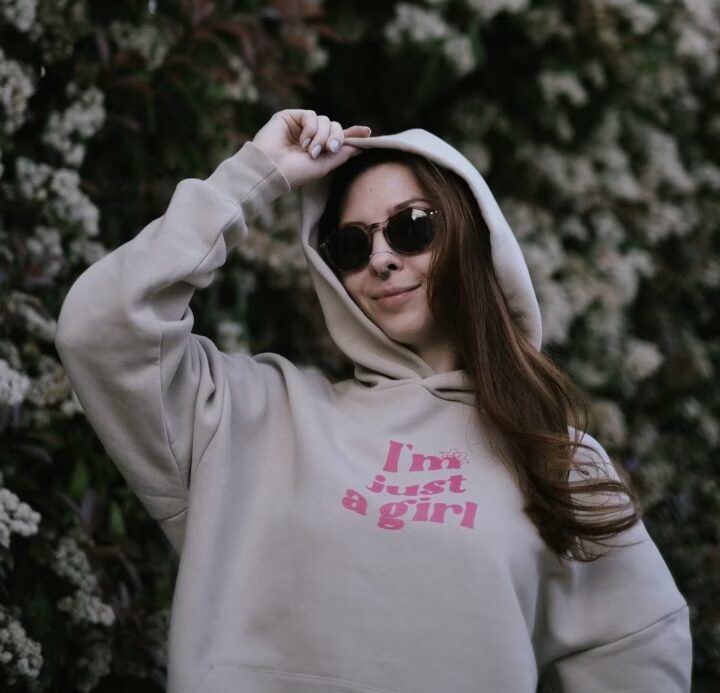 I'm just a Girl - Hoodie - Slika 4