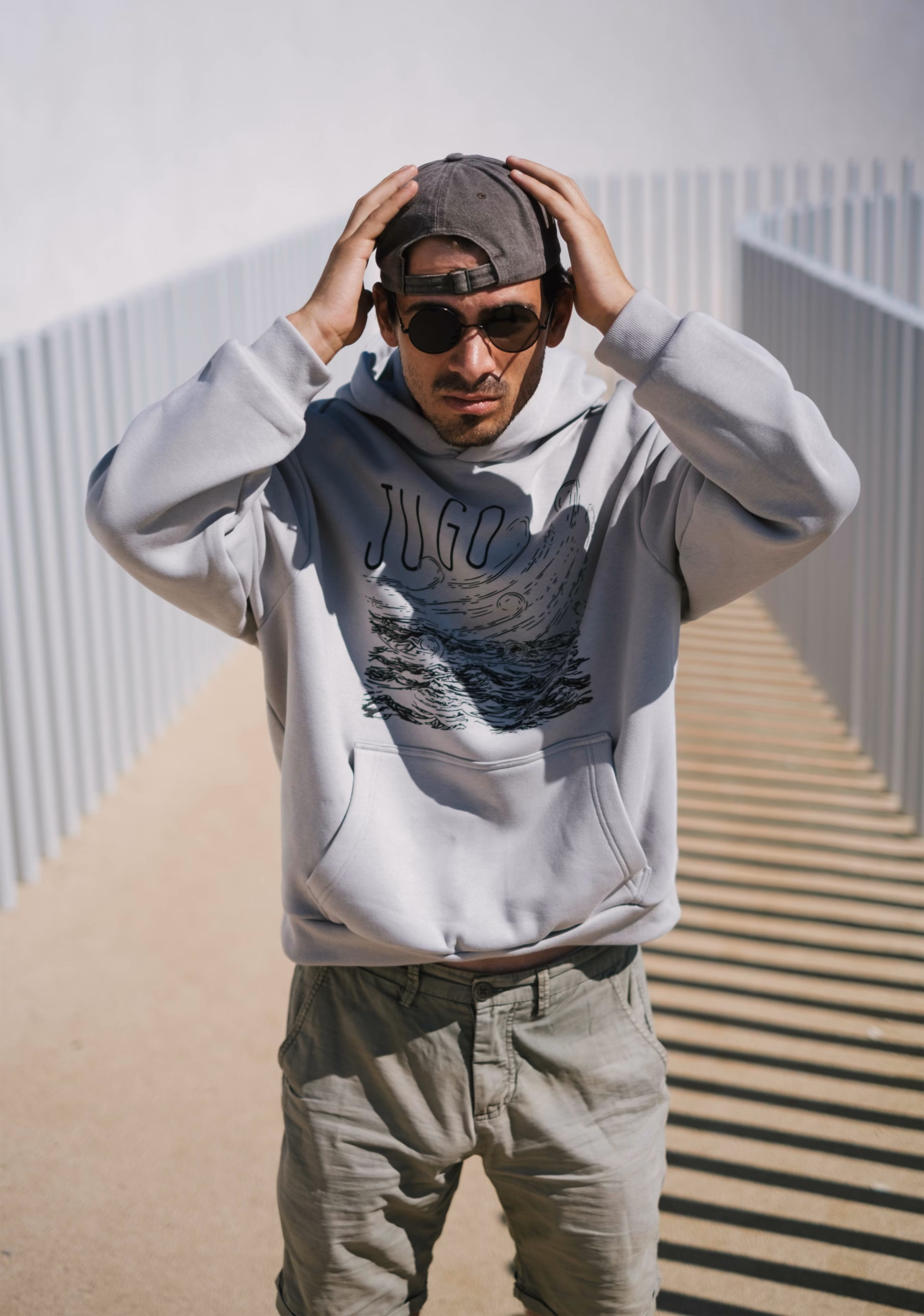 Jugo - Oversized Siva Hoodie - Slika 5