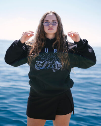 Bura - Oversized Crna Hoodie