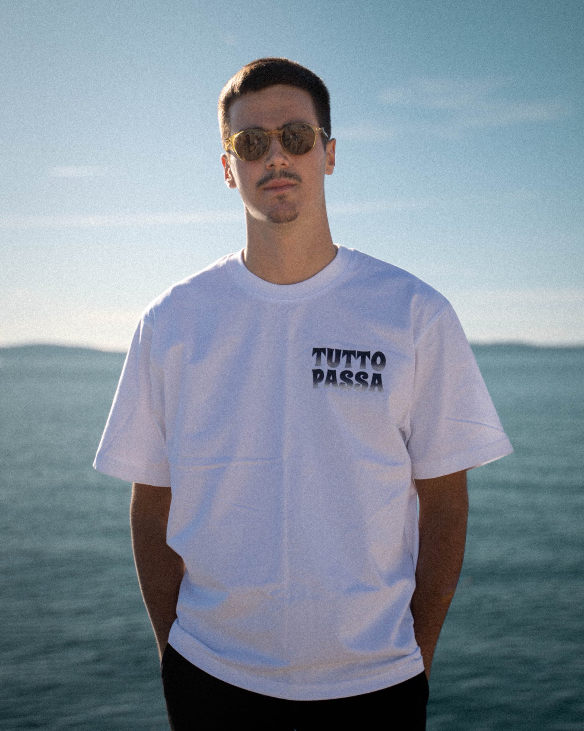 Tutto Passa Oversized Majica Bijela - Slika 3